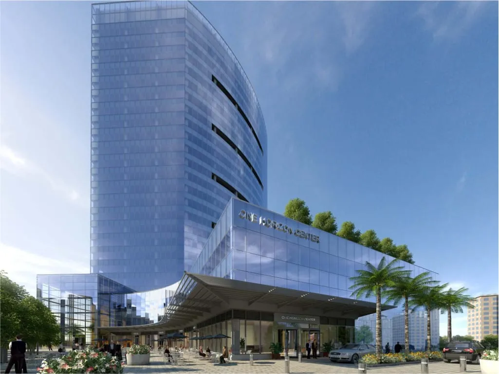 Two Horizon Center, photo 2